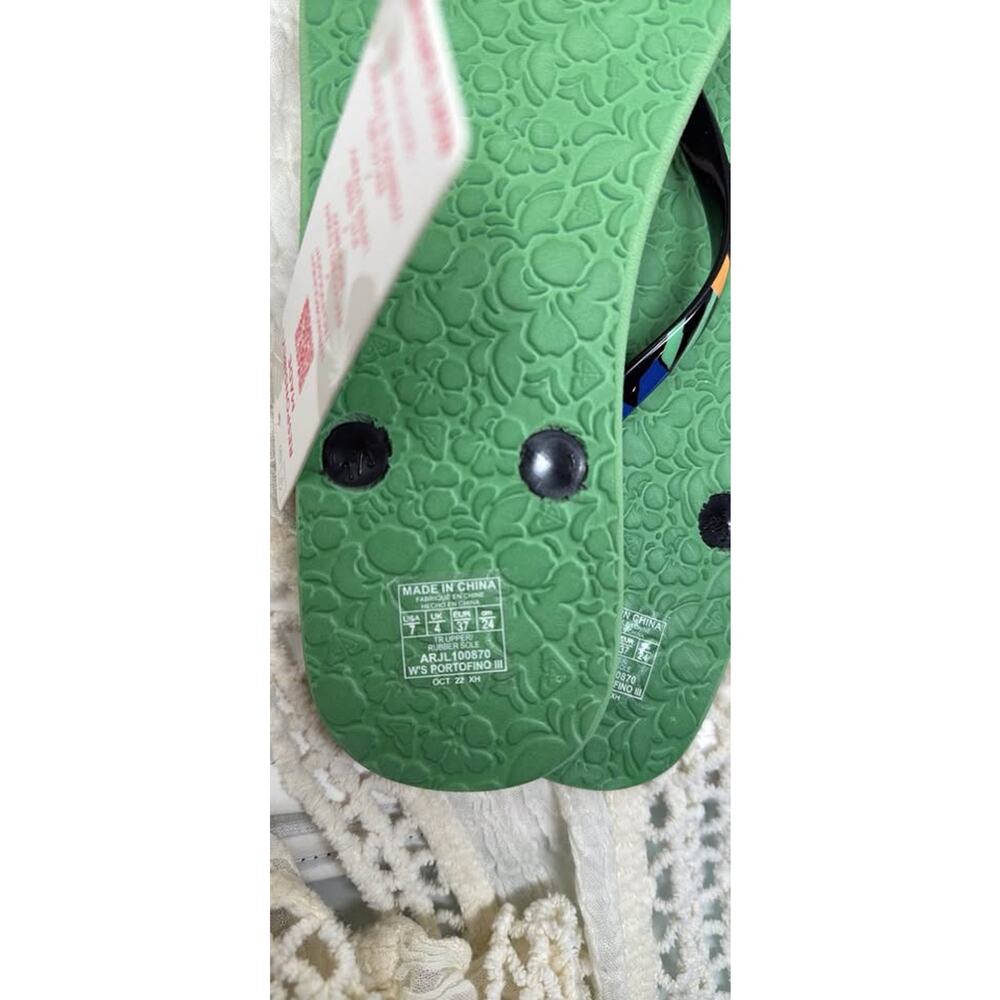 Size 7 Floral Flip Flops, NWT - Picture 2 of 3
